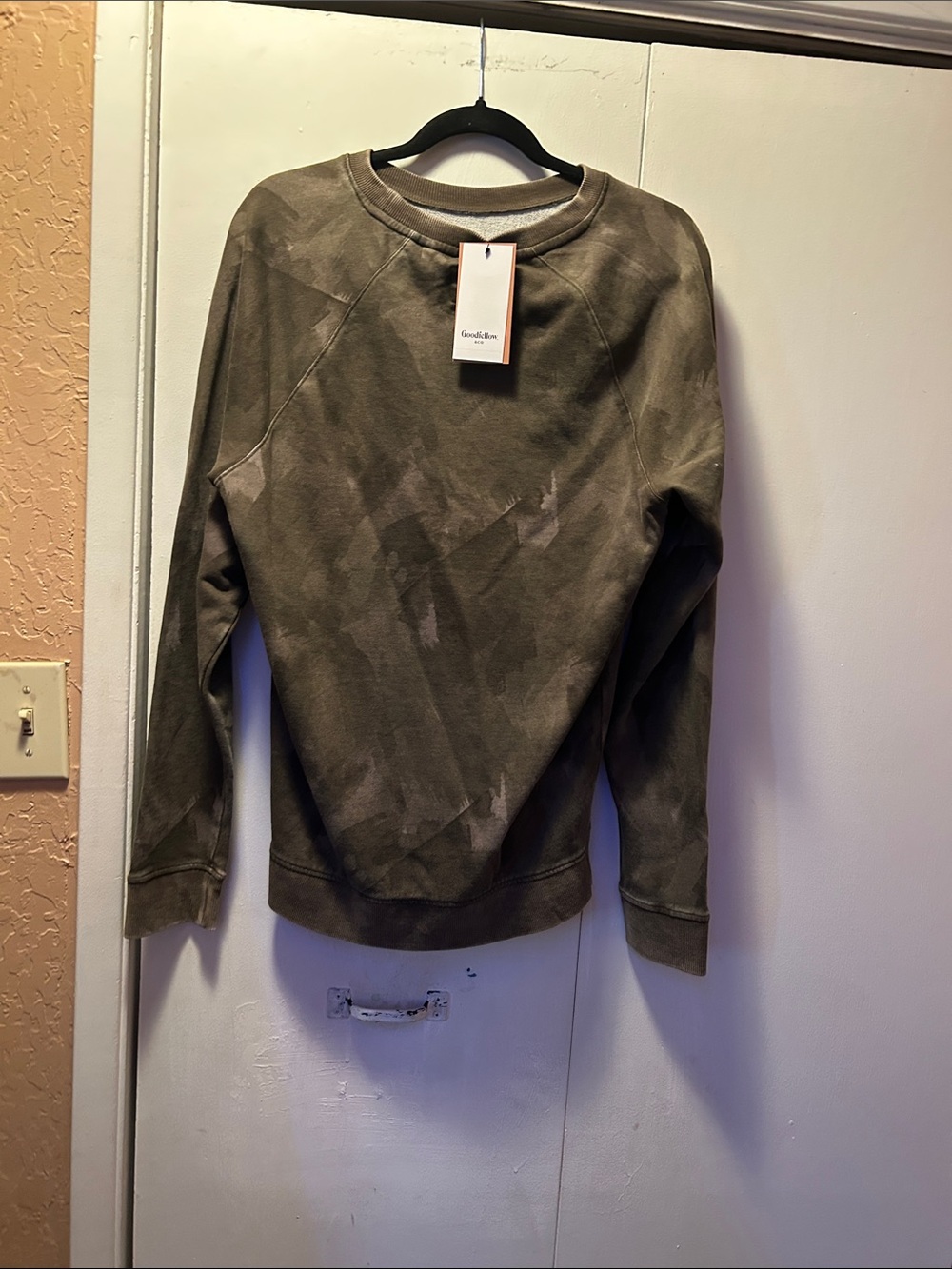 Goodfellow & Co Olive Crewneck Sweatshirt